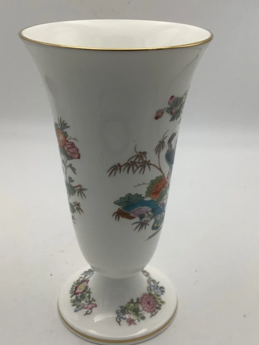 Wedgwood England Kutani Crane English Bone China Trumpet Vase